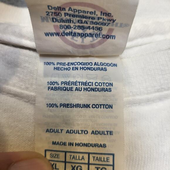 Hooters Shirt Mens XL White Naples FL Restaurant Tee T-Shirt Owl Graphic Casual - Picture 3 of 7